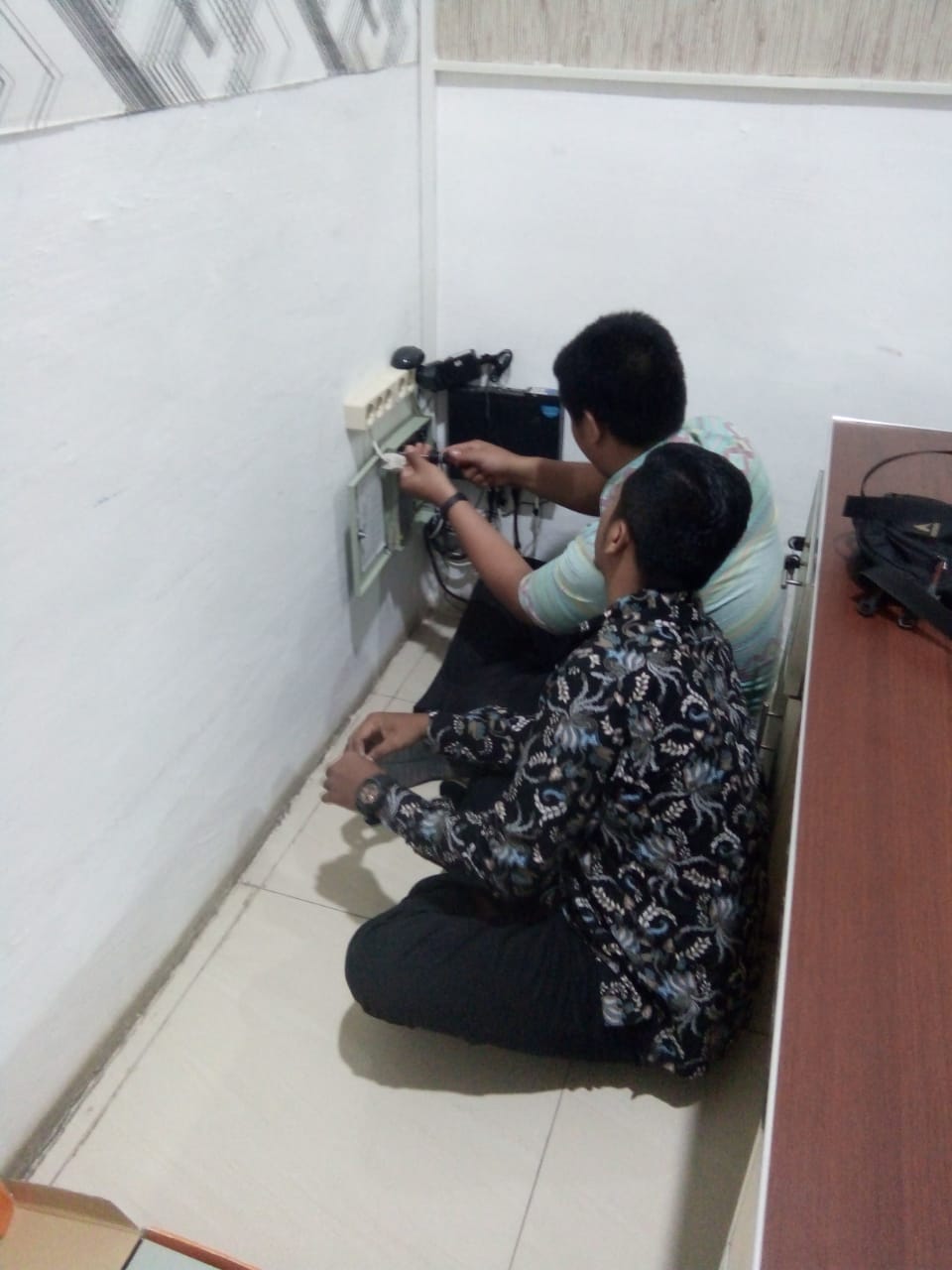 PENGGANTIAN POWER SUPPLY CCTV DI KECAMATAN KISARAN TIMUR